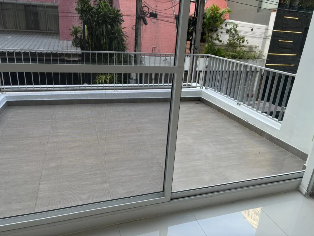 Property photos for Office 43/6 Soi Suk 11