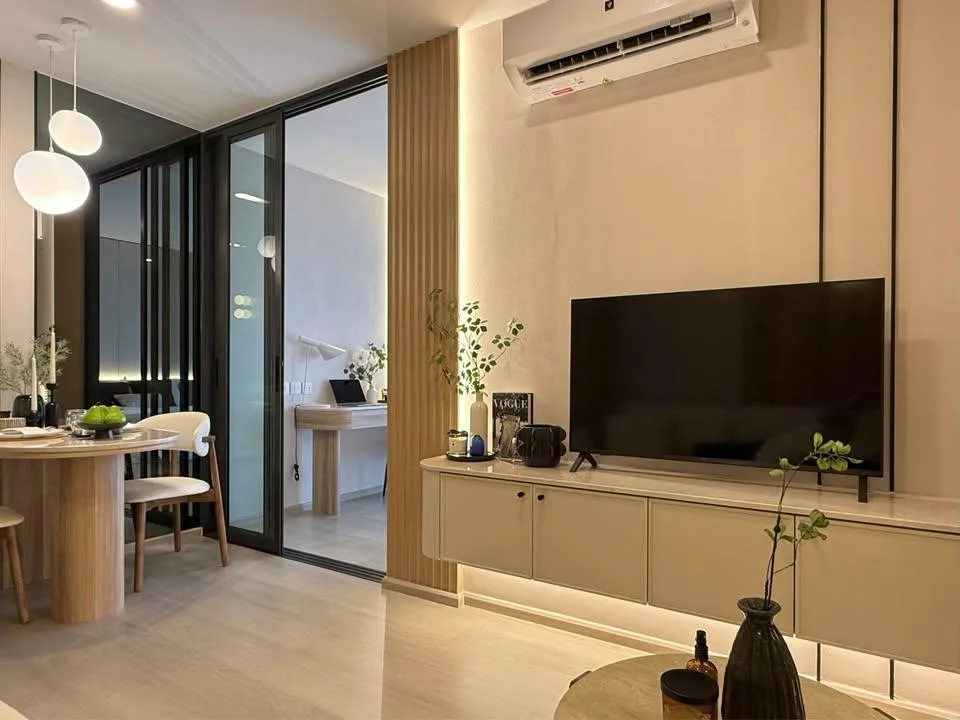 Property photos for Aspire Onnut Station