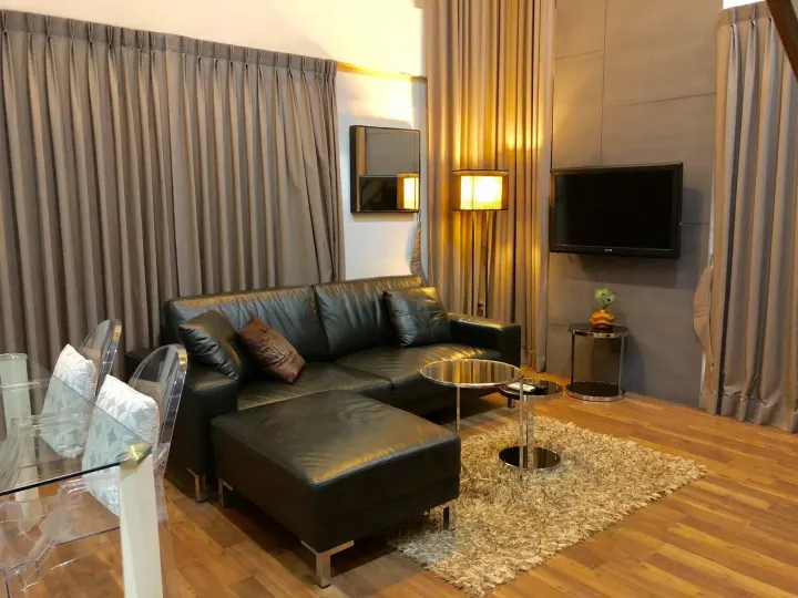 Property photos for The Rajdamri