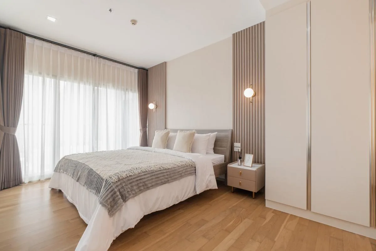 Property photos for Noble Reveal