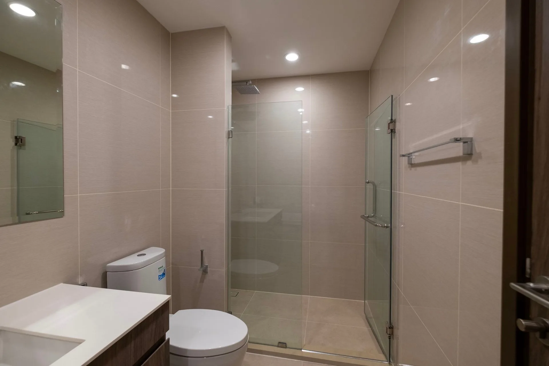 Property photos for IDEO Mobi Sukhumvit 66