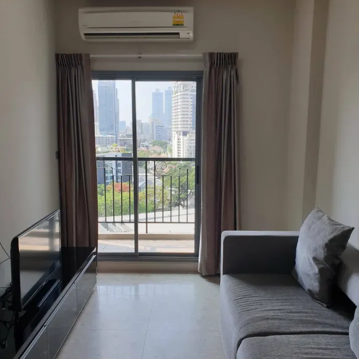 Property photos for The Crest Sukhumvit 34