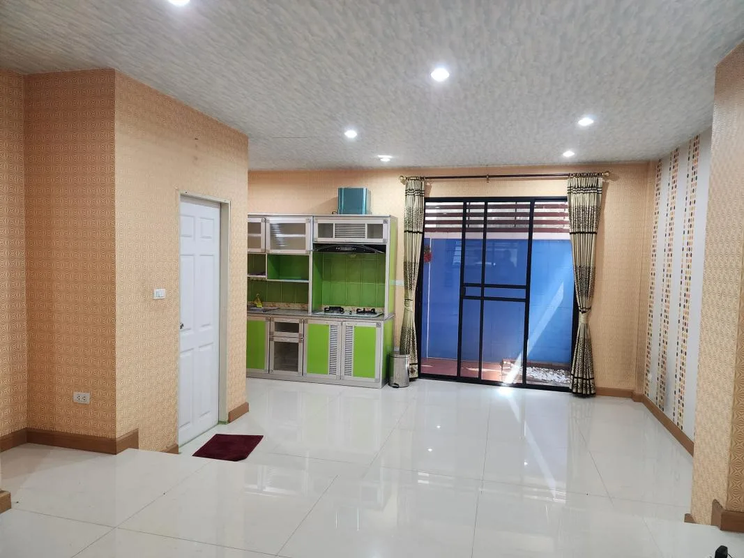 Property photos for Sarin Wiz Sukhumvit 107