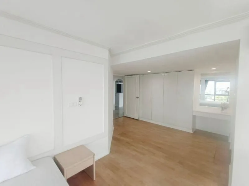 Property photos for The Waterford Diamond