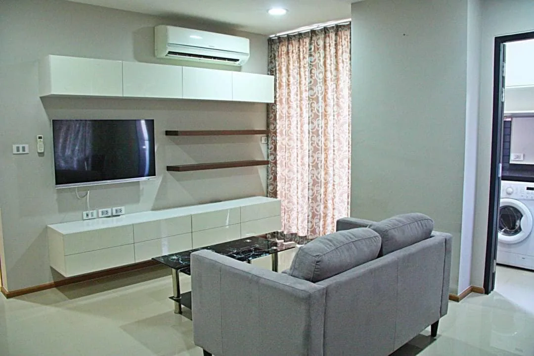 Property photos for The Tempo Phaholyothin