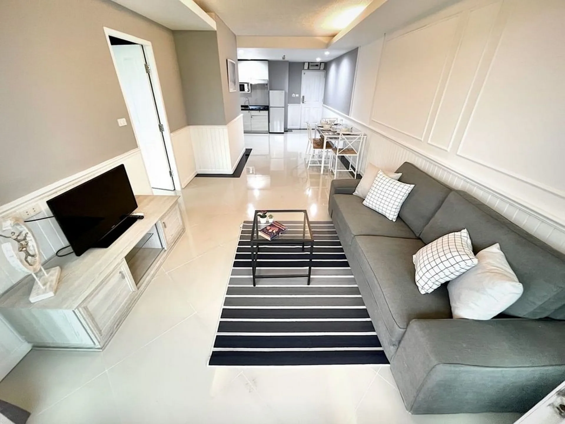 Property photos for The Waterford Sukhumvit 50 Onnut