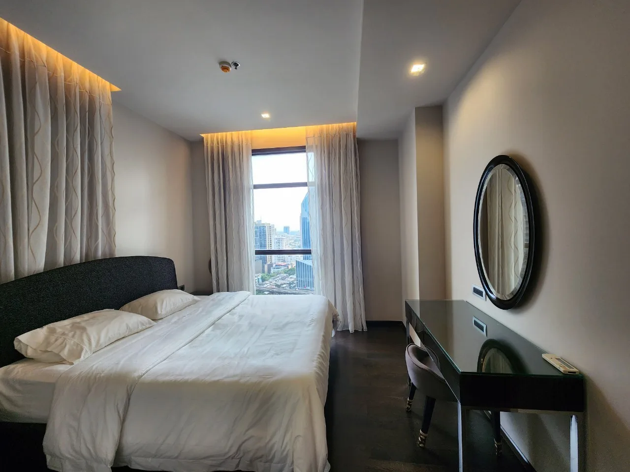 Property photos for The XXXIX by Sansiri