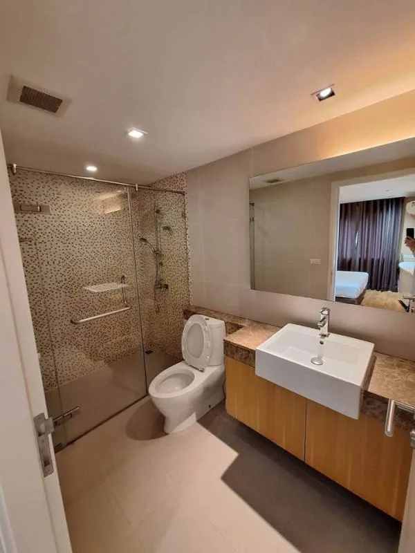 Property photos for Le Nice Ekamai