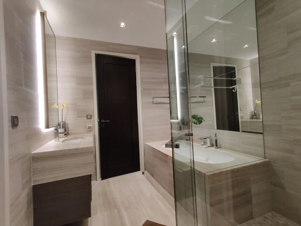 Property photos for The Diplomat 39
