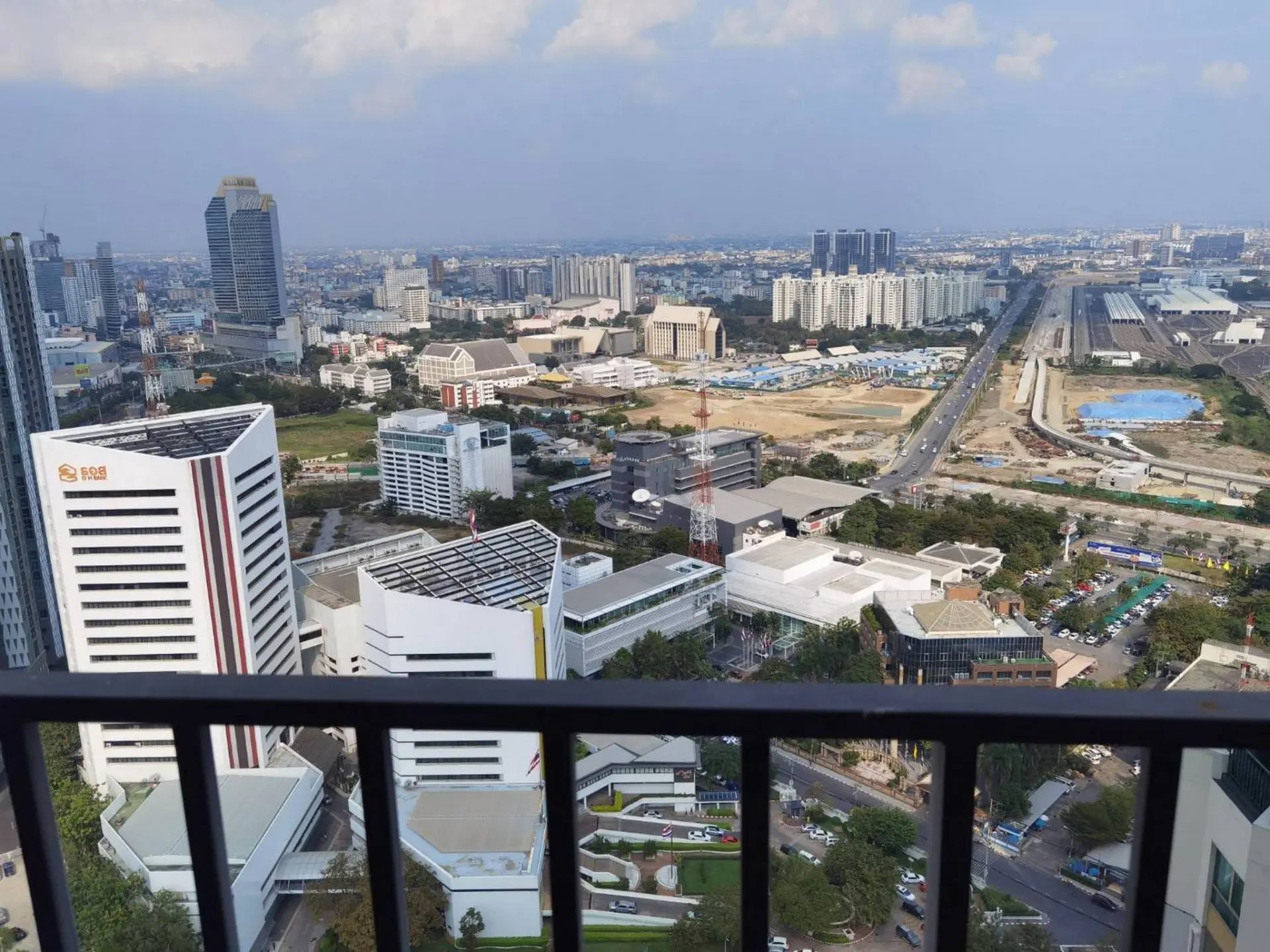 Property photos for Belle Grand Rama 9