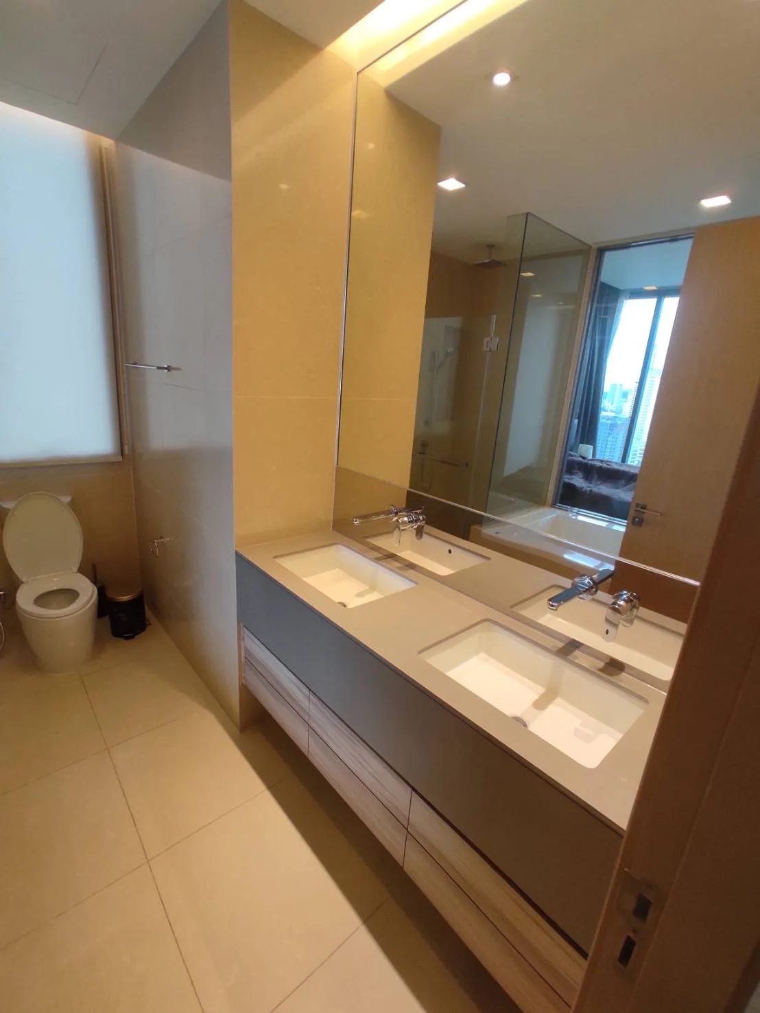 Property photos for The Esse Asoke