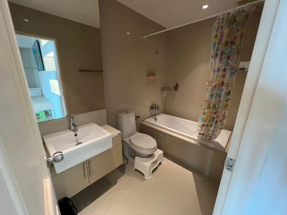 Property photos for Noble Reflex