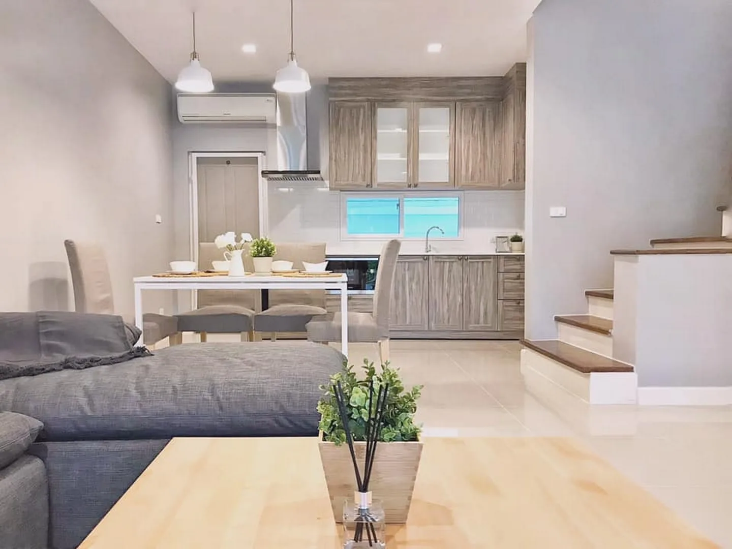 Property photos for Town Avenue Srinagarin