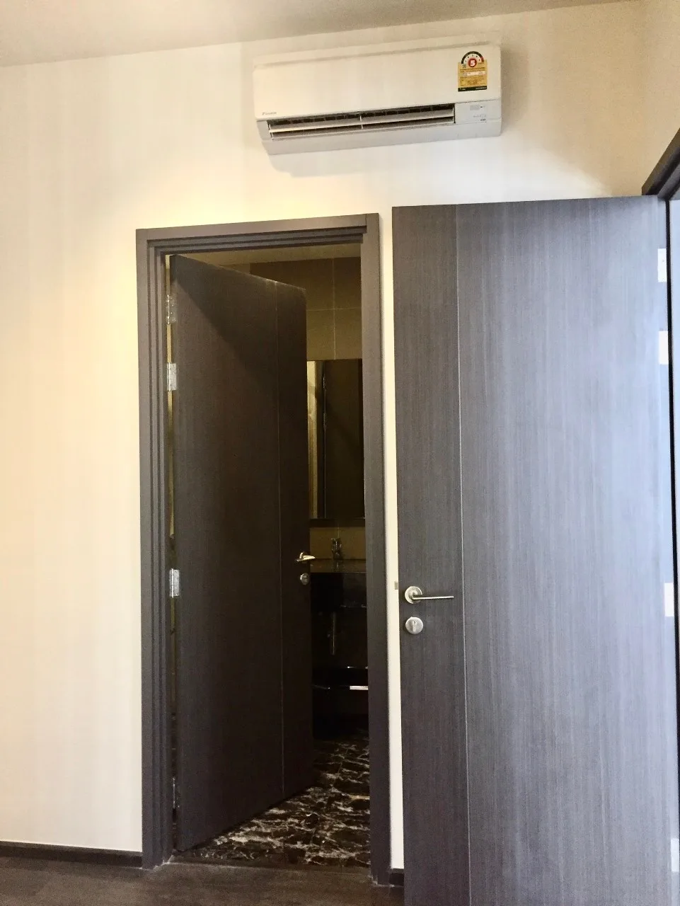 Property photos for Edge Sukhumvit 23