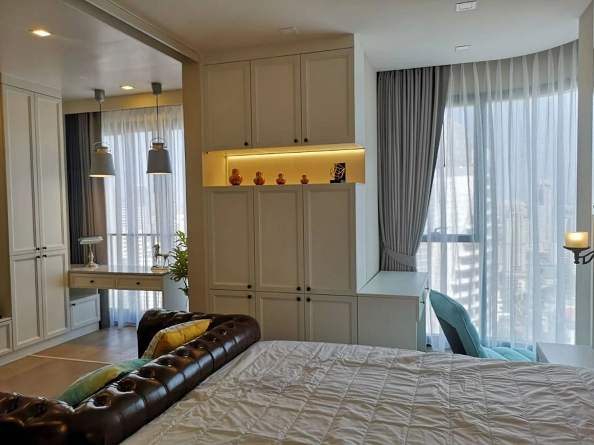 Property photos for Ashton Asoke