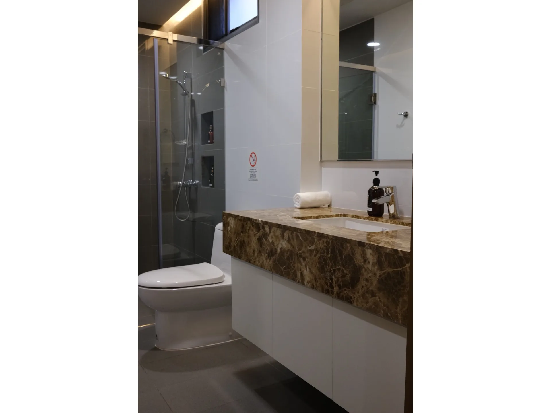 Property photos for Mayflower House Apartment