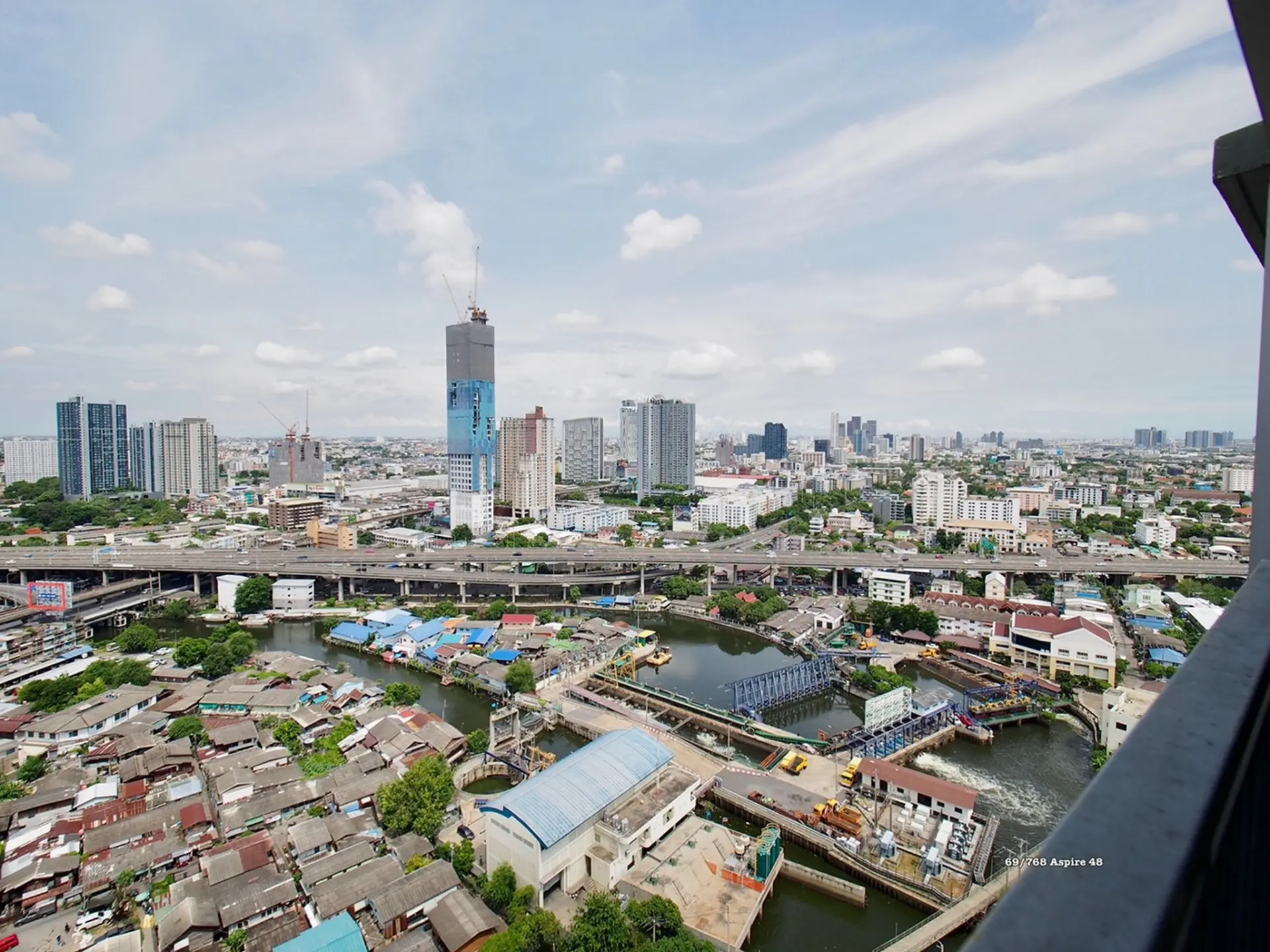 Property photos for Aspire Sukhumvit 48