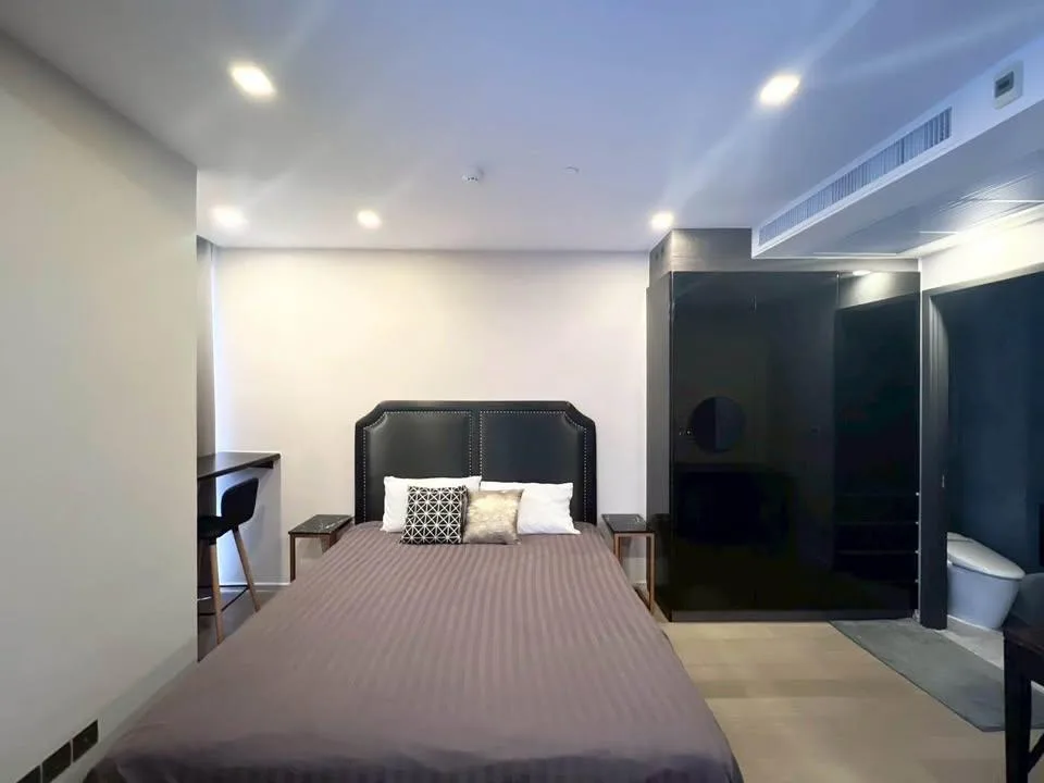 Property photos for Ashton Asoke