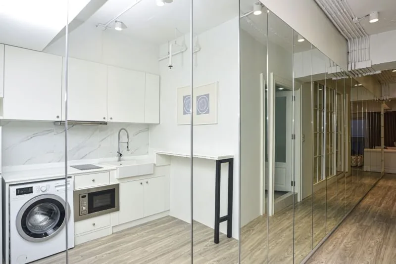 Property photos for State Tower