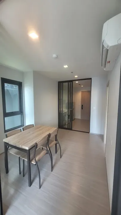 Property photos for Life Sathorn Sierra