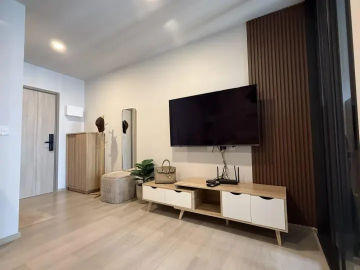 Property photos for Aspire Onnut Station