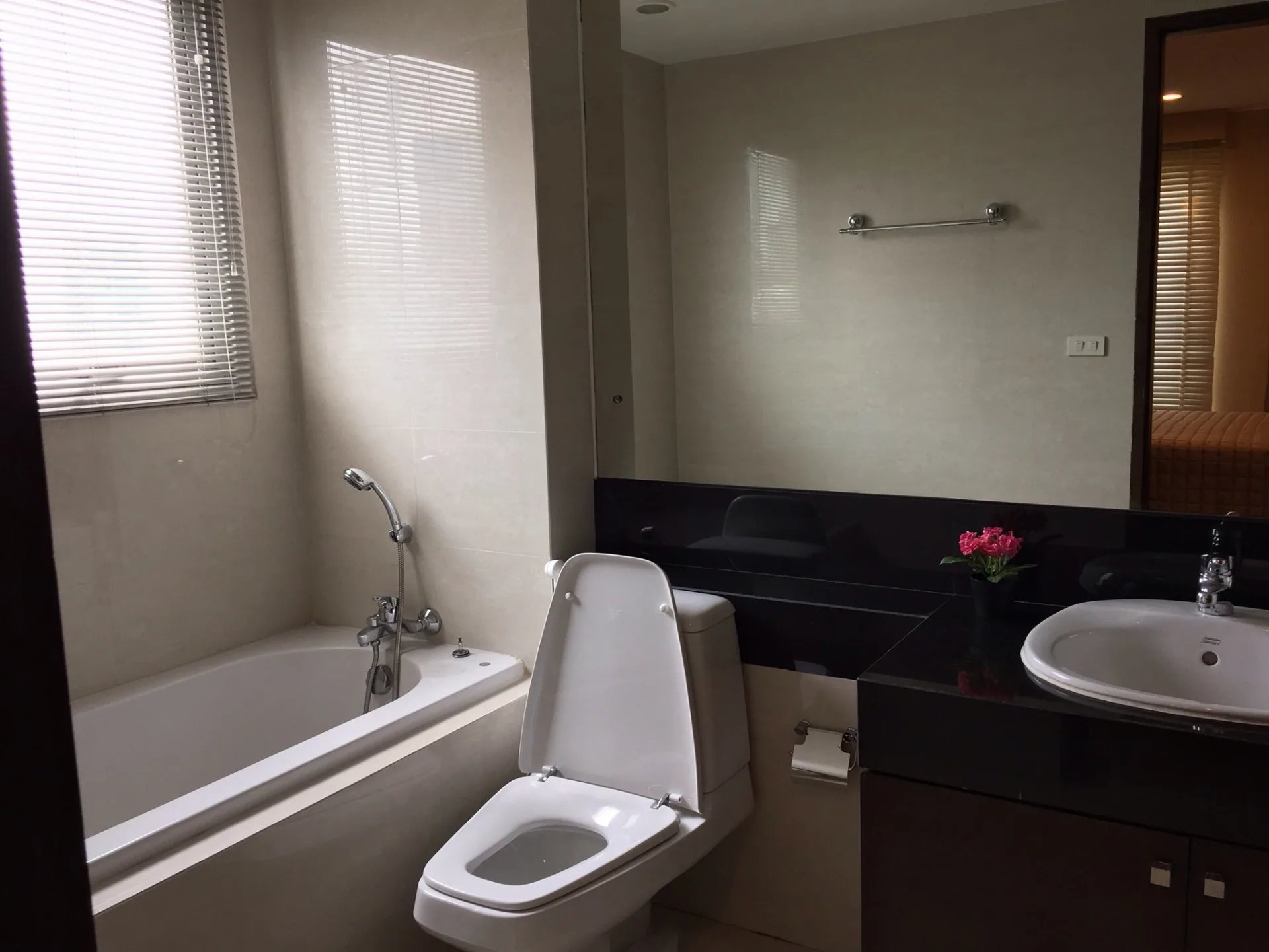 Property photos for Silom Grand Terrace