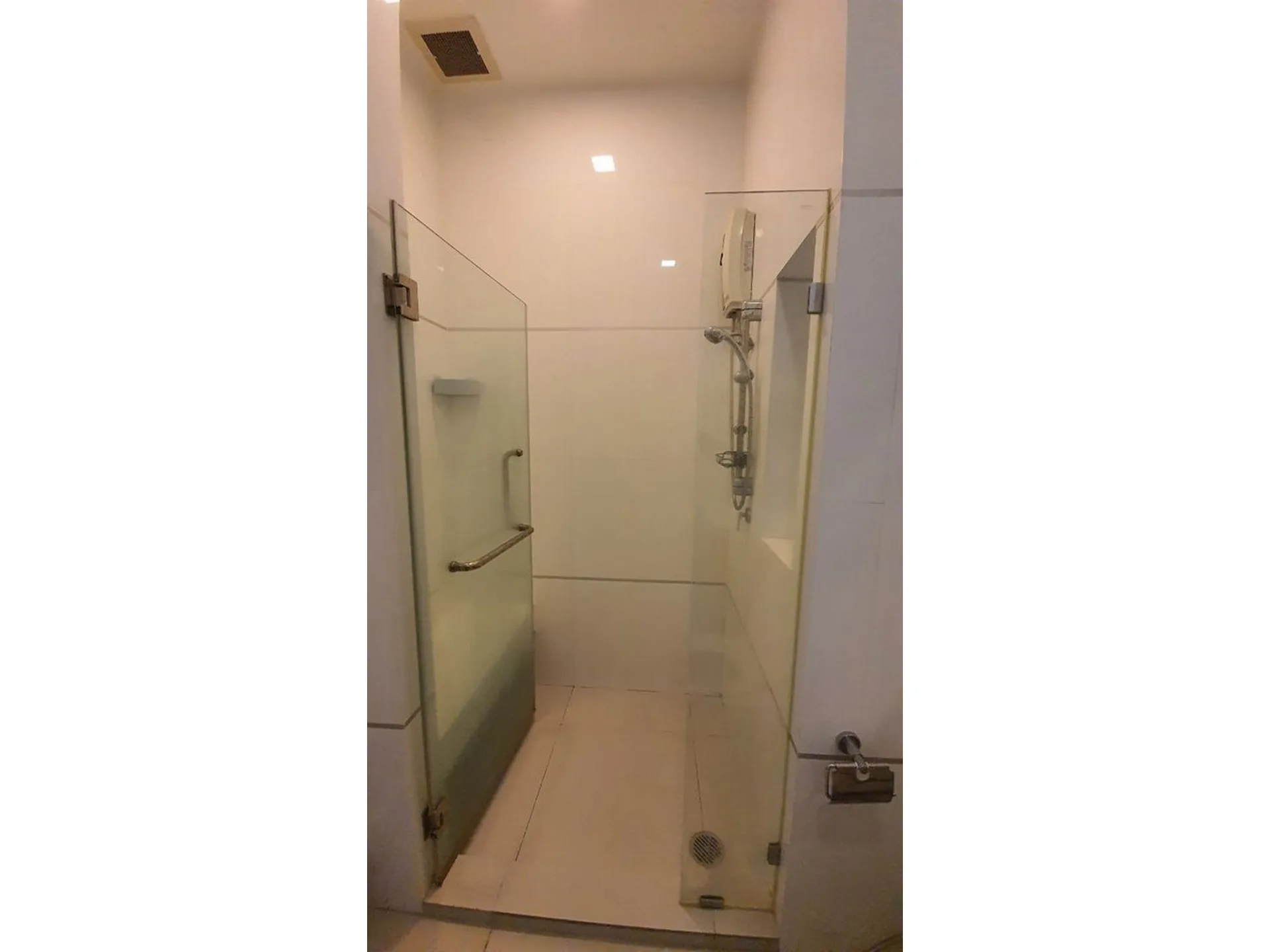 Property photos for Thru Thonglor