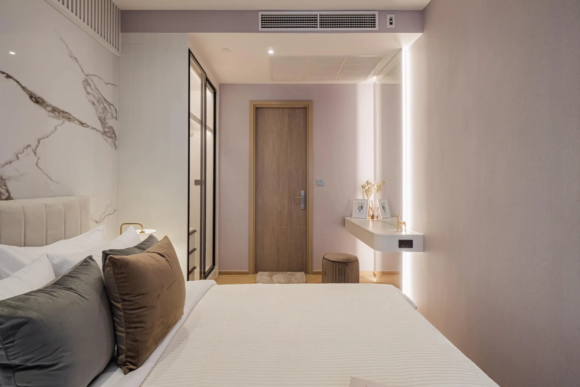 Property photos for ASHTON Asoke - Rama 9