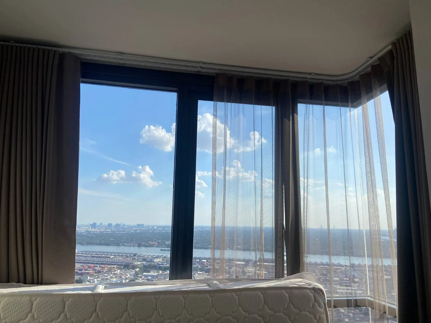 Property photos for OKA HAUS Sukhumvit 36