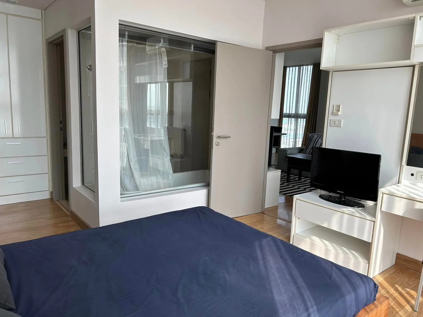 Property photos for Le Luk