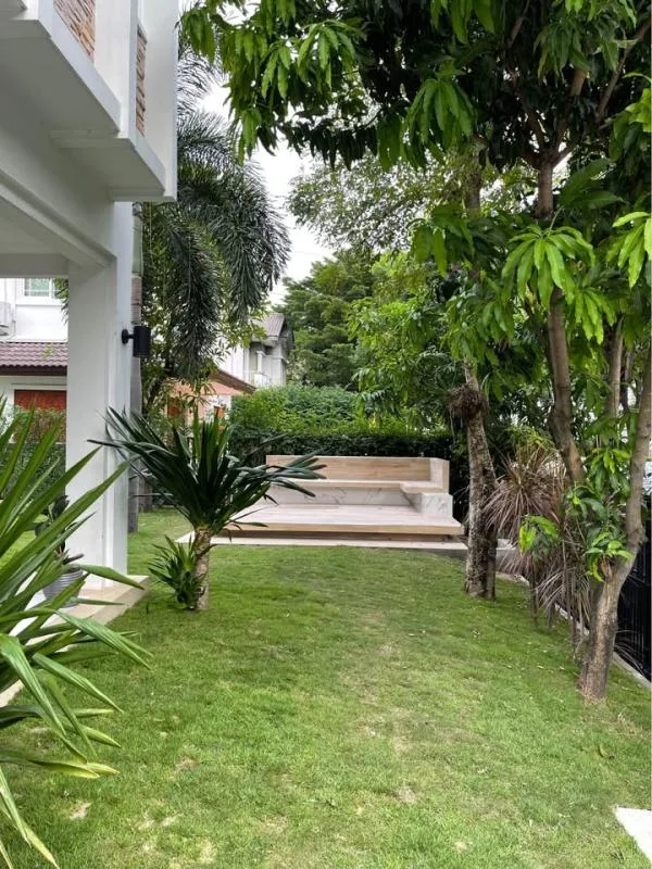 Property photos for Baan Manthana Rama 9 ??? Srinakarin