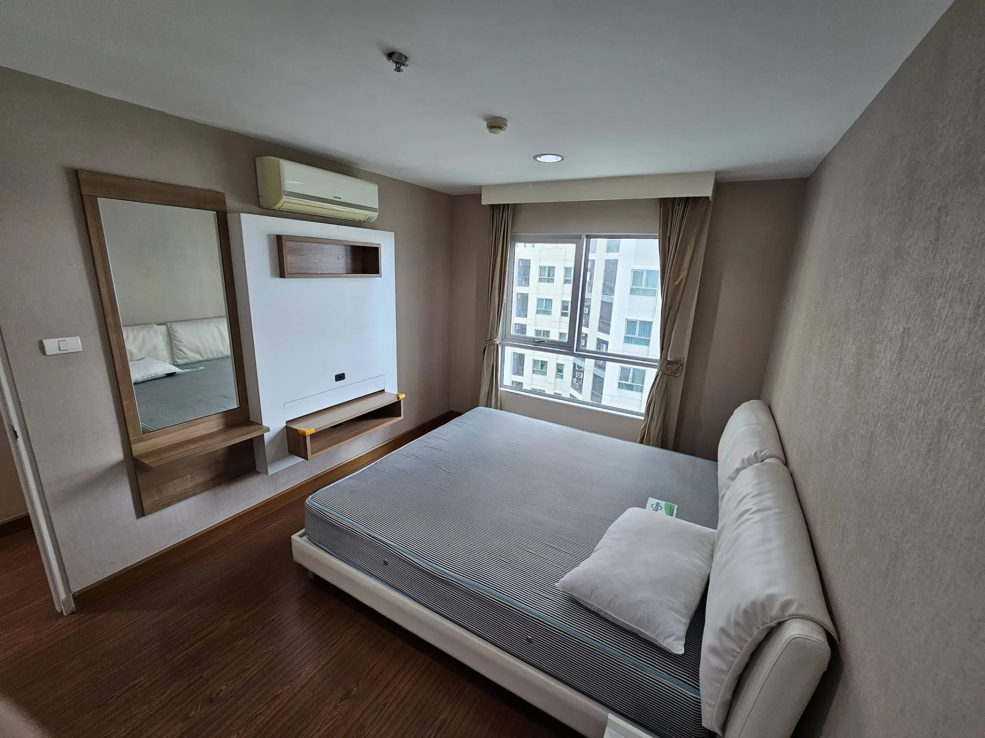 Property photos for Belle Grand Rama 9