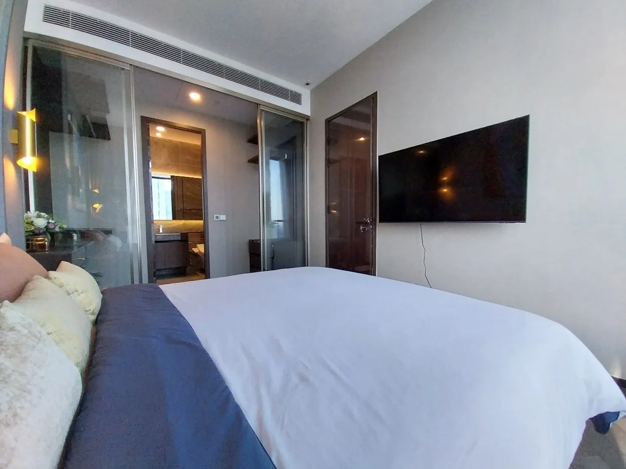 Property photos for The Esse Sukhumvit 36