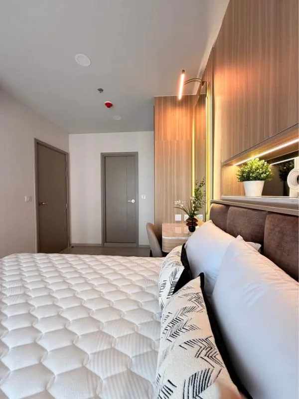 Property photos for Aspire Onnut Station