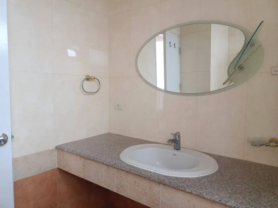 Property photos for The Waterford Park Sukhumvit 53