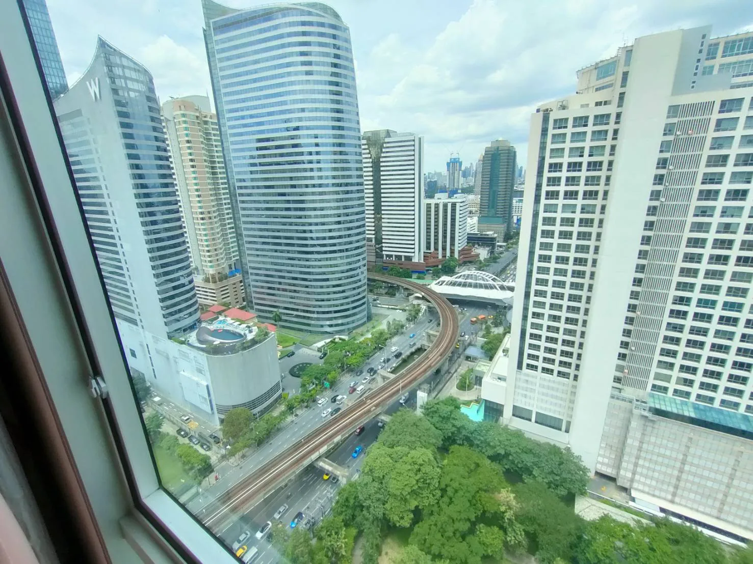 Property photos for Sky Villas Sathorn