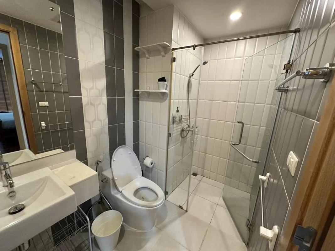 Property photos for Circle Condominium