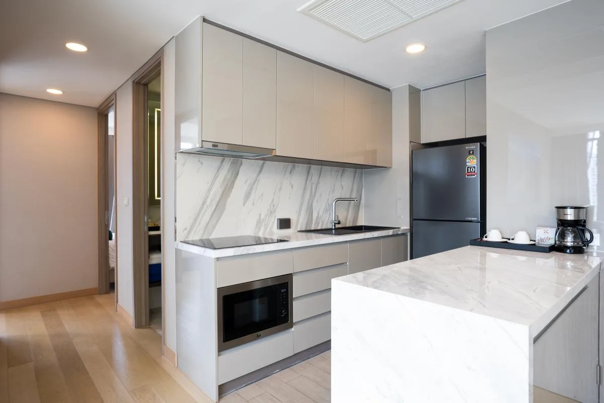 Property photos for Siamese Exclusive Queens