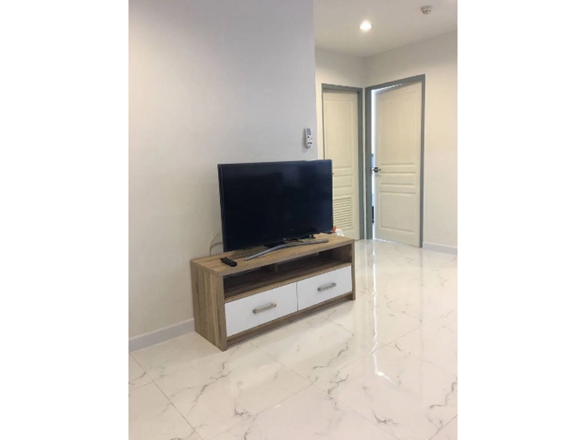 Property photos for The Waterford Diamond