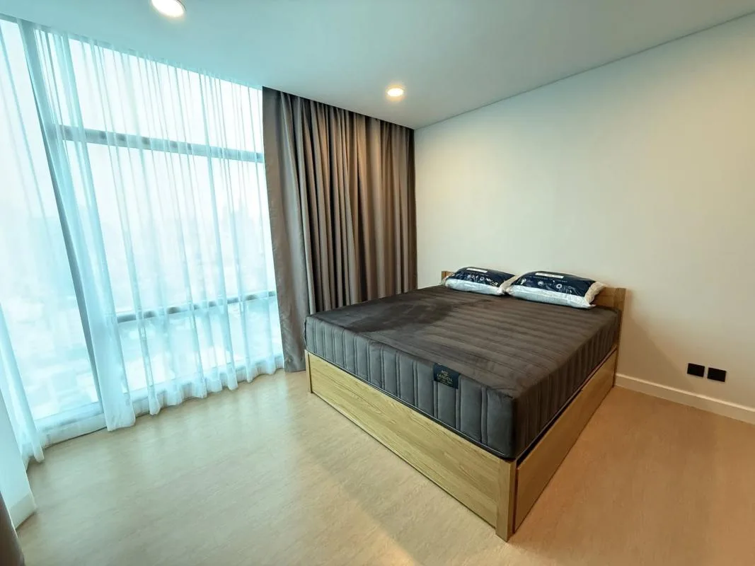 Property photos for The Room Charoenkrung 30