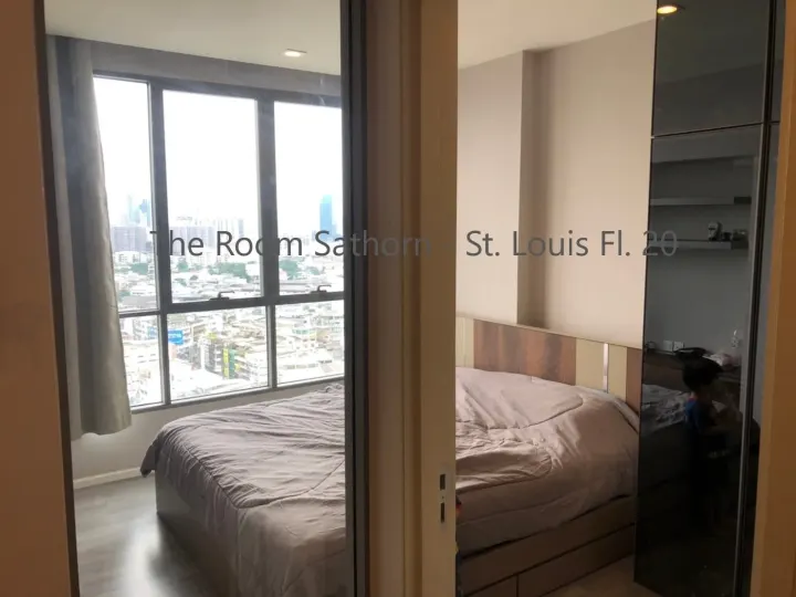 Property photos for The Room Sathorn - St.Louis