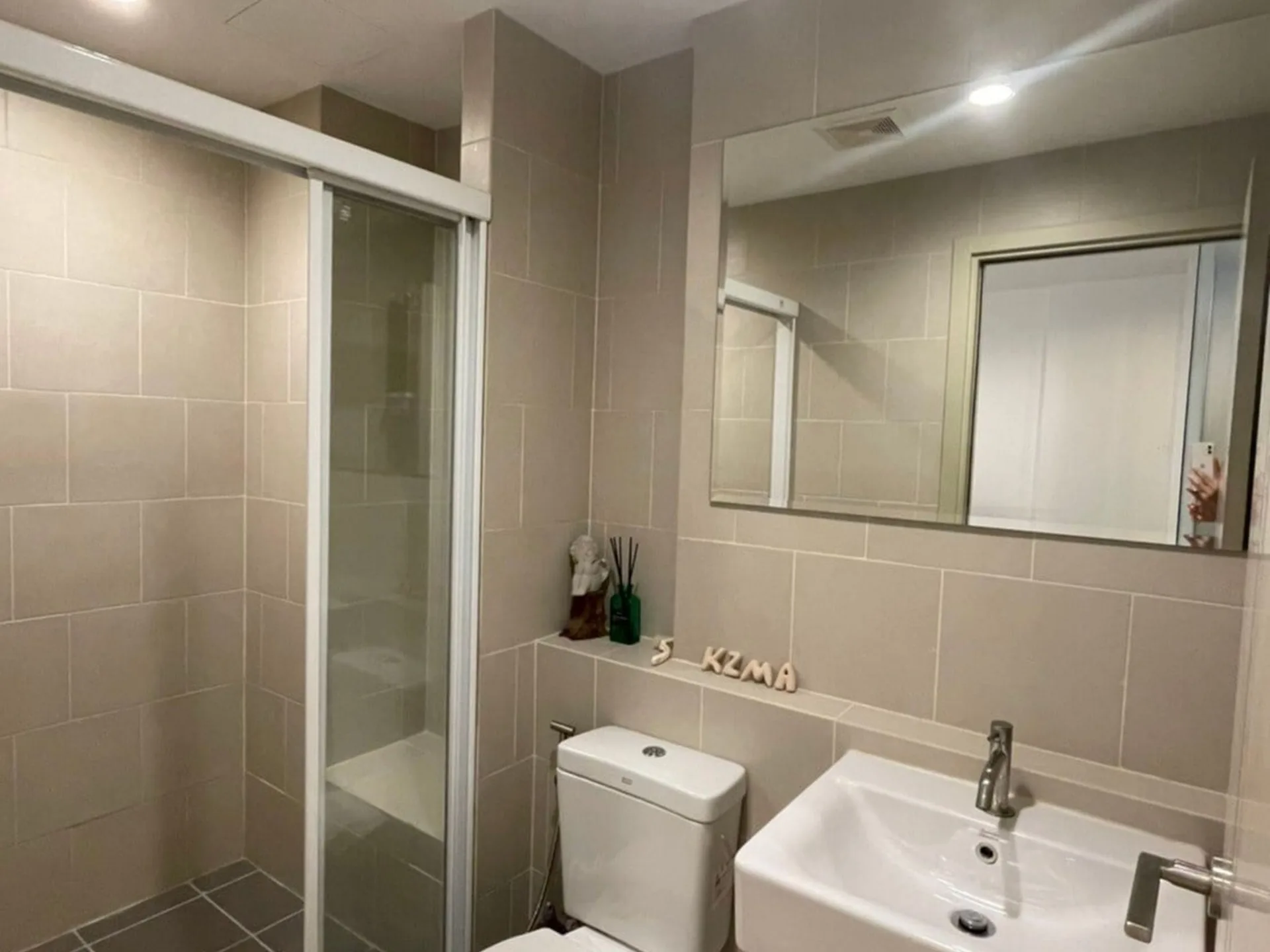 Property photos for The Base Rama 9 - Ramkhamhaeng