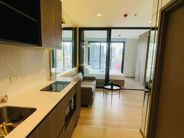 Property photos for THE LINE Phahonyothin Park