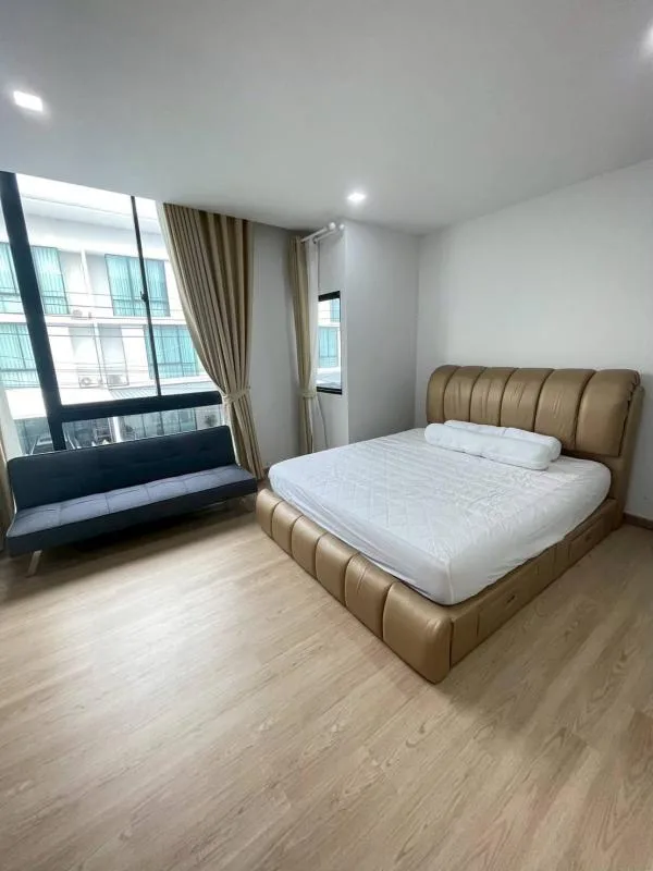 Property photos for Pruksa Ville 76 Bangna-wongwaen