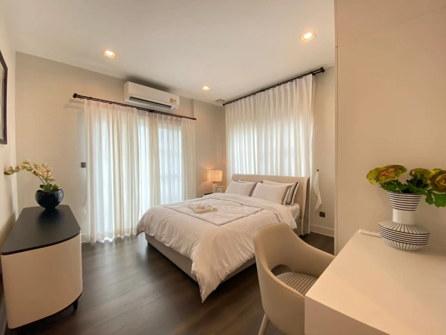 Property photos for Nantawan Ramintra-Paholyothin 50