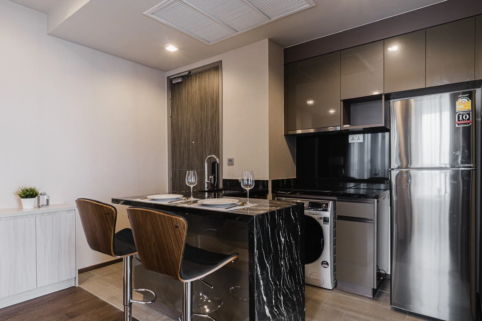 Property photos for Ideo Q Victory
