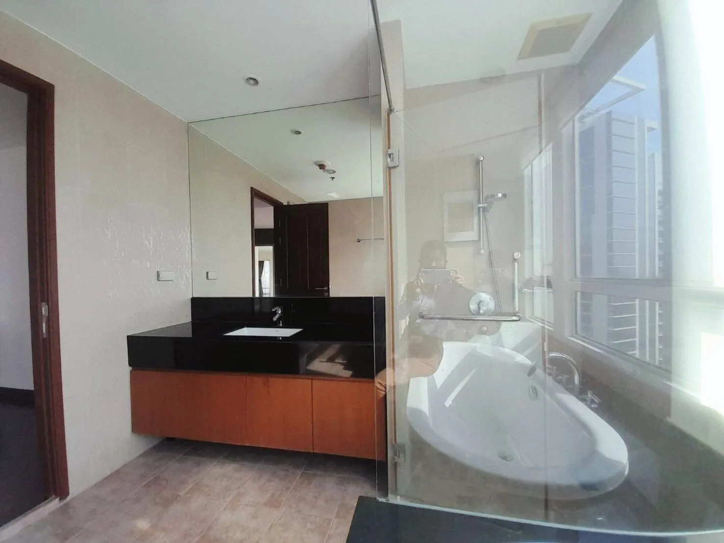 Property photos for Baan Rajprasong