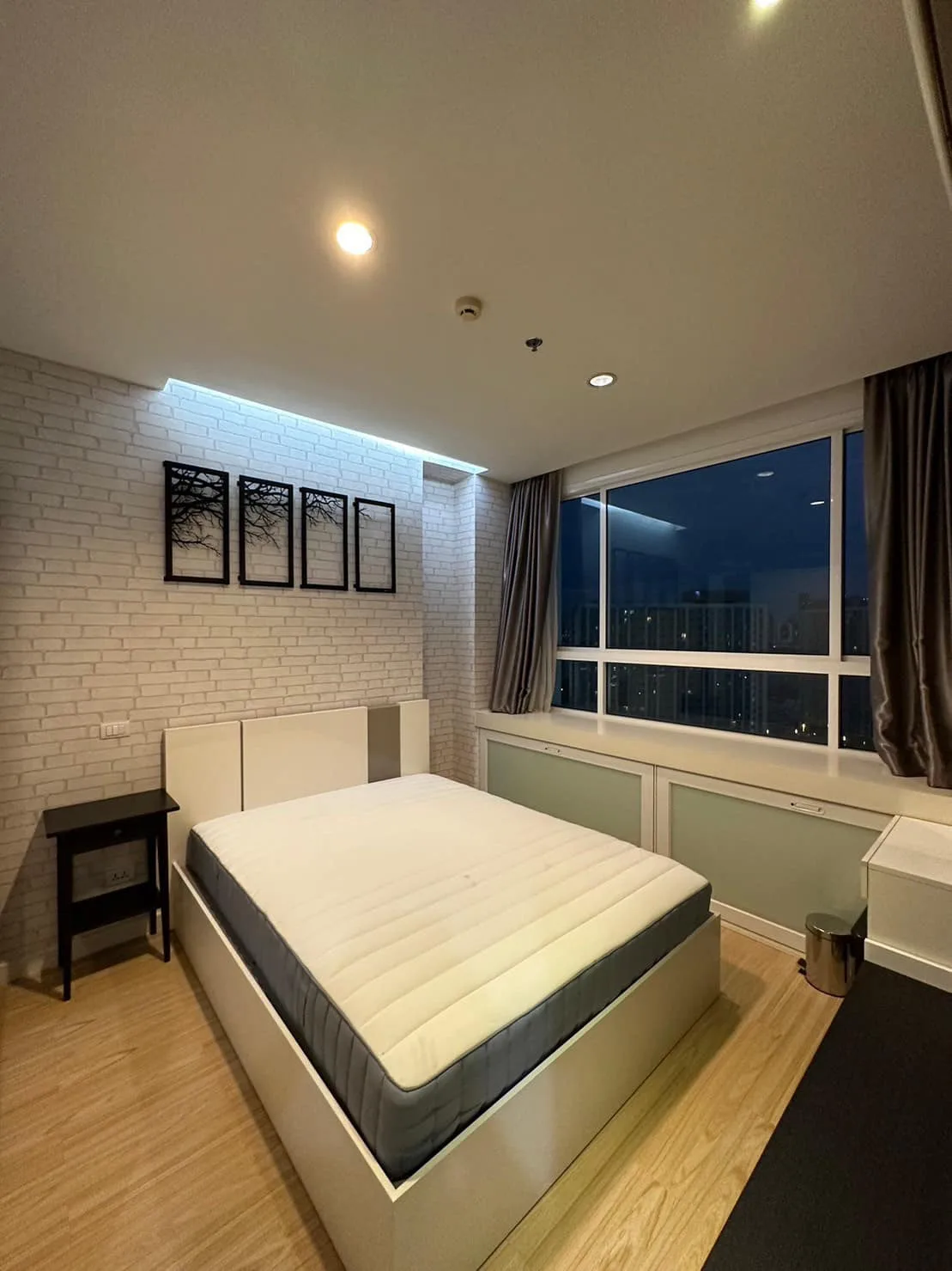 Property photos for Tc Green Rama 9