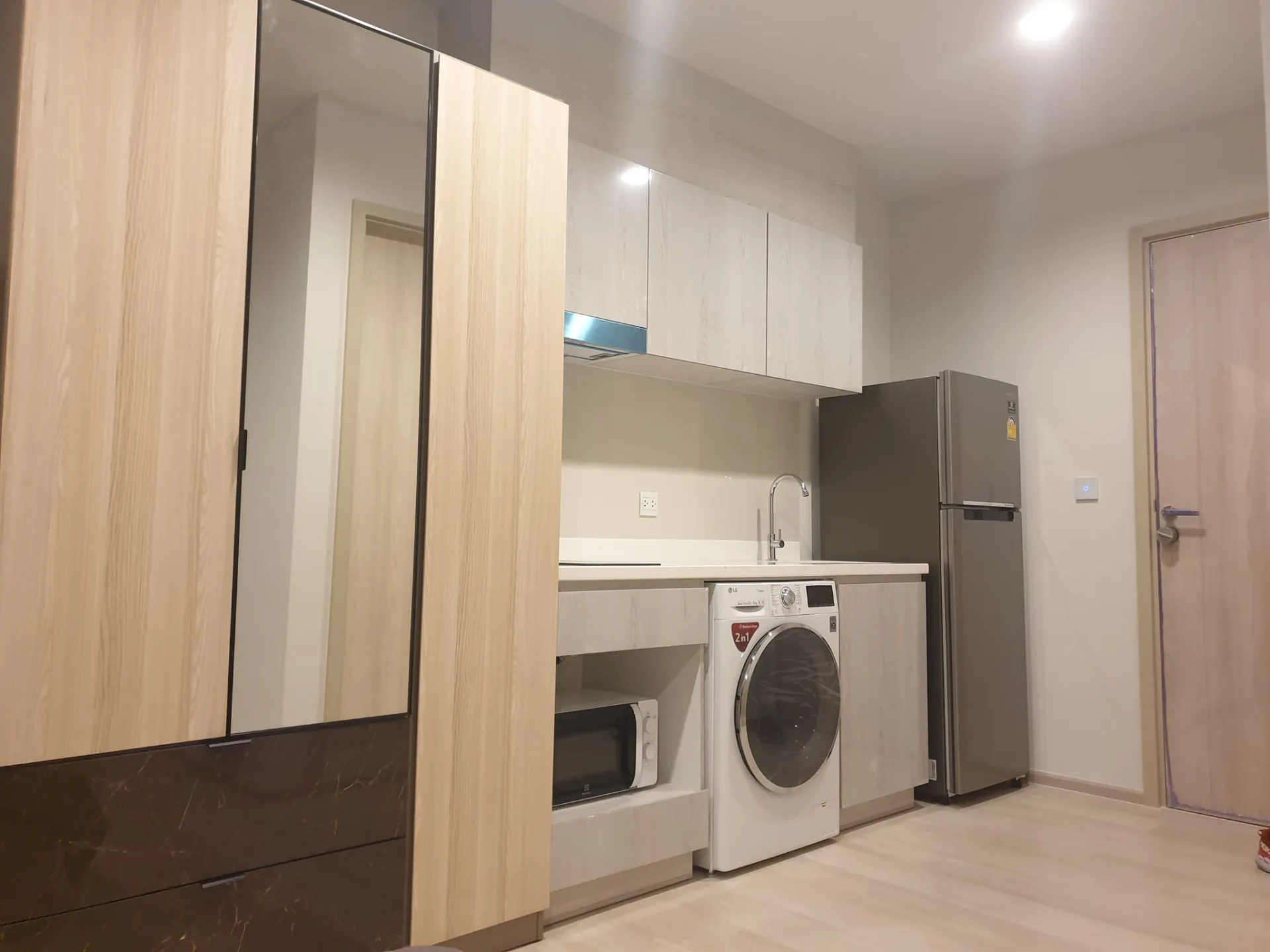 Property photos for Life One Wireless