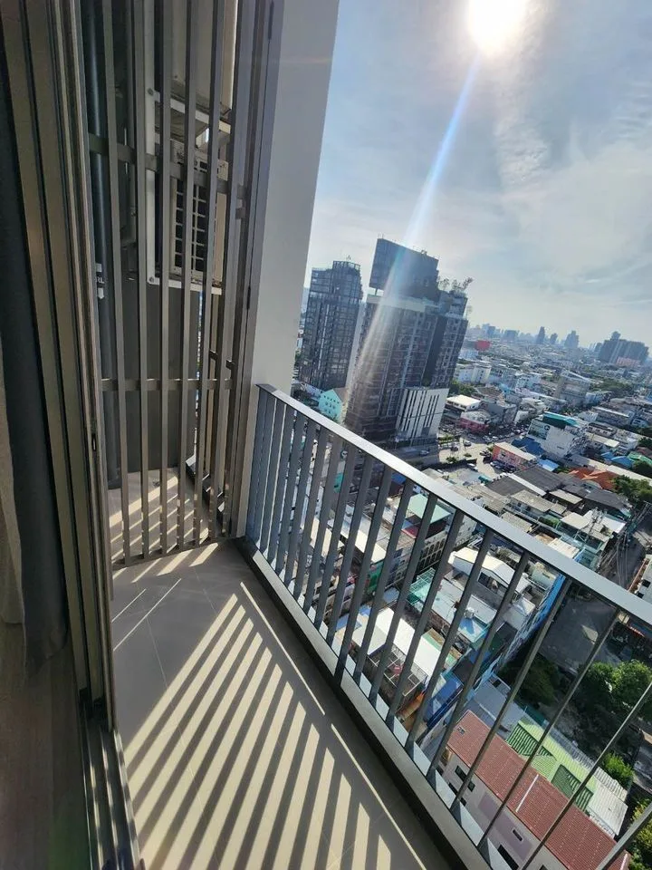Property photos for Rhythm Charoenkrung Pavillion